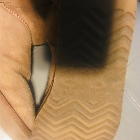 Ugg boots - Picture 3 of 3